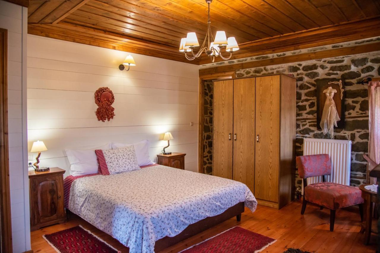 Archontiko Aiolides Country house